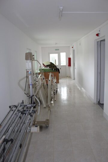 Spitalul din Dolhasca, modernizat și extins de Biserica Ortodoxă, va avea 28 de paturi și doi medici