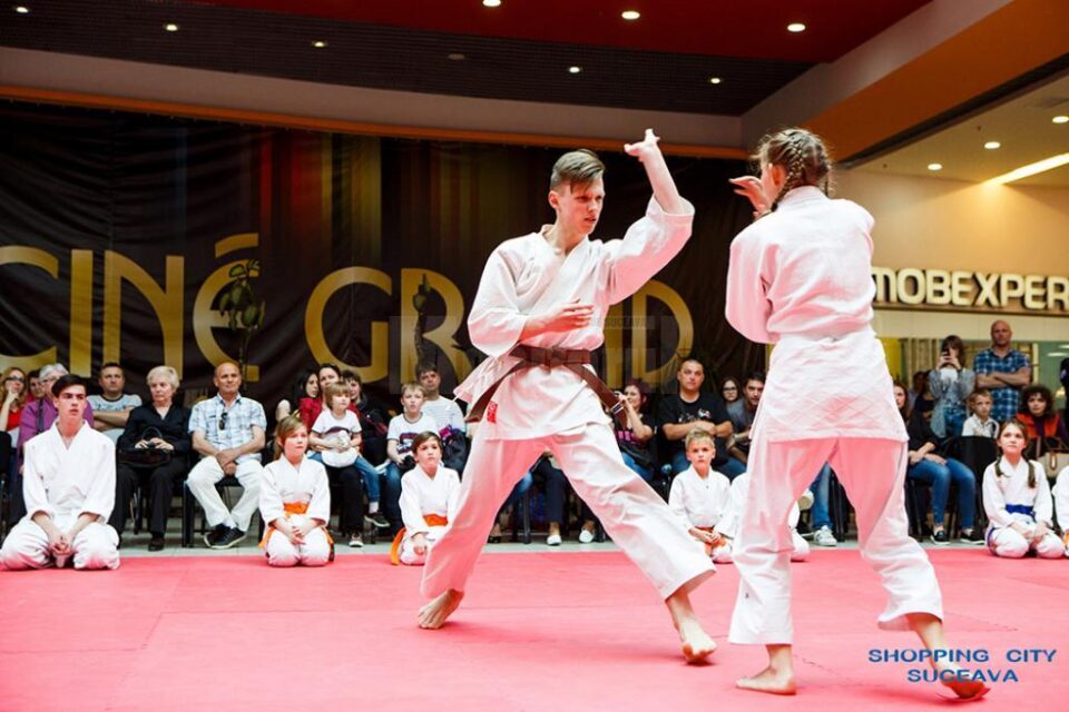 „Târgul de Activități Extrașcolare” SCS - două zile de ateliere, animatori, părinți interesați și mulți copii cu chef de joacă