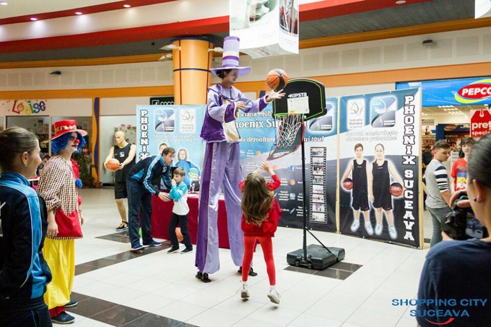 „Târgul de Activități Extrașcolare” SCS - două zile de ateliere, animatori, părinți interesați și mulți copii cu chef de joacă