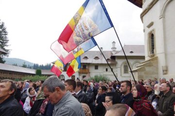 Patriarhul Antiohiei, prezent ieri la Mănăstirea Putna, la 550 de ani de la punerea pietrei de temelie a mănăstirii