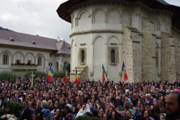 La evenimentul religios de la Putna au luat parte câteva mii de credincioși