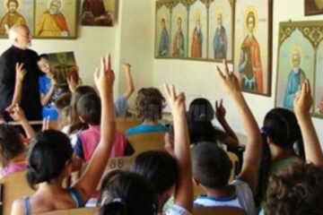 Învățați copiii să-L cunoască pe Dumnezeu!