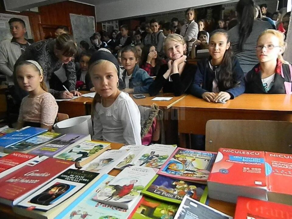 Elevii Liceului Tehnologic Cajvana au sărbătorit Ziua Europeană a Limbilor Străine