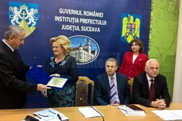 Paula Luminița Chihai a primit din partea prefectului "diploma de excelență" pentru întreaga sa activitate