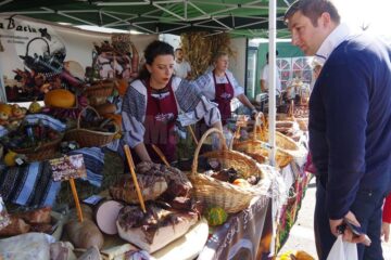 Comorile gastronomiei din Bucovina pot fi descoperite la Târgul de Toamnă de la Iulius Mall Suceava