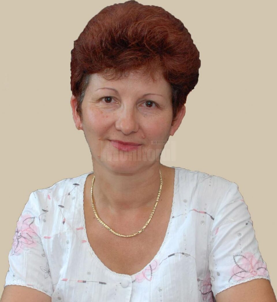 Directorul economic al CAR Învățământ Fălticeni, Antoneta Lionte