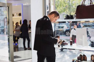 Premii de excelență oferite de fabrica de încălțăminte Denis, la Cluj