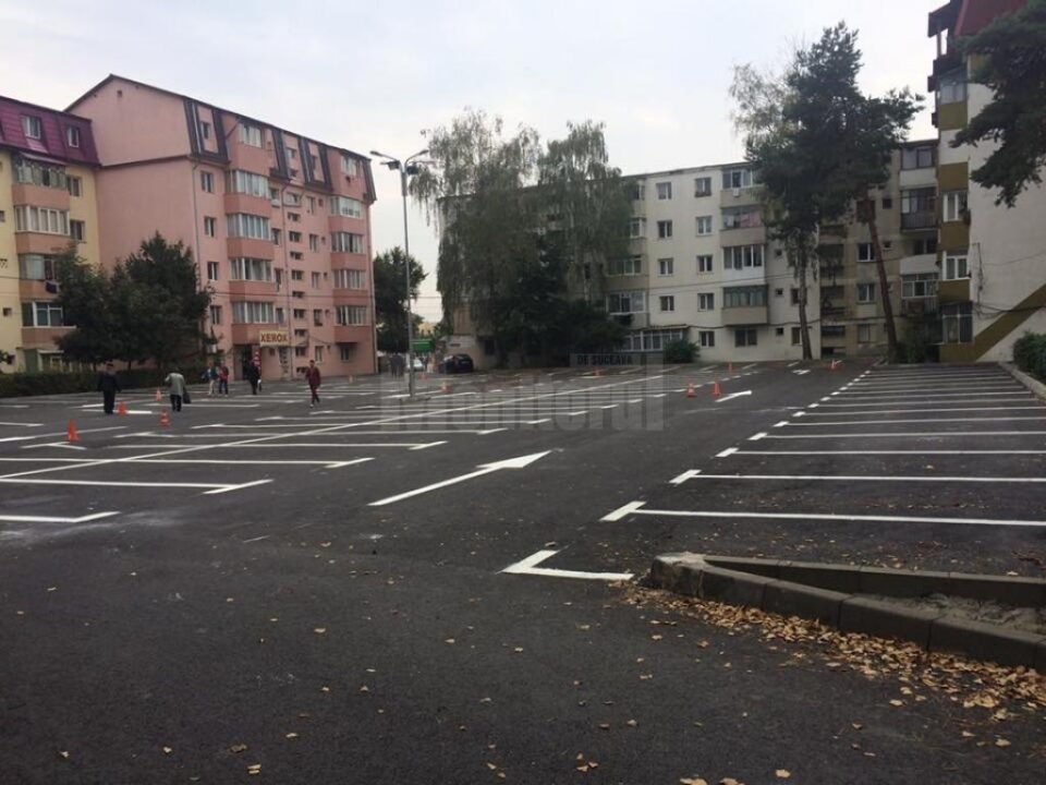 Parcarea de reședință de lângă Piața Mică din Suceava, modernizată complet