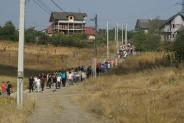 „Drumeție pentru O Nouă Viață” s-a desfășurat pe traseul Moara - Mănăstirea Hagigadar „Drumeție pentru O Nouă Viață” s-a desfășurat pe traseul Moara - Mănăstirea Hagigadar