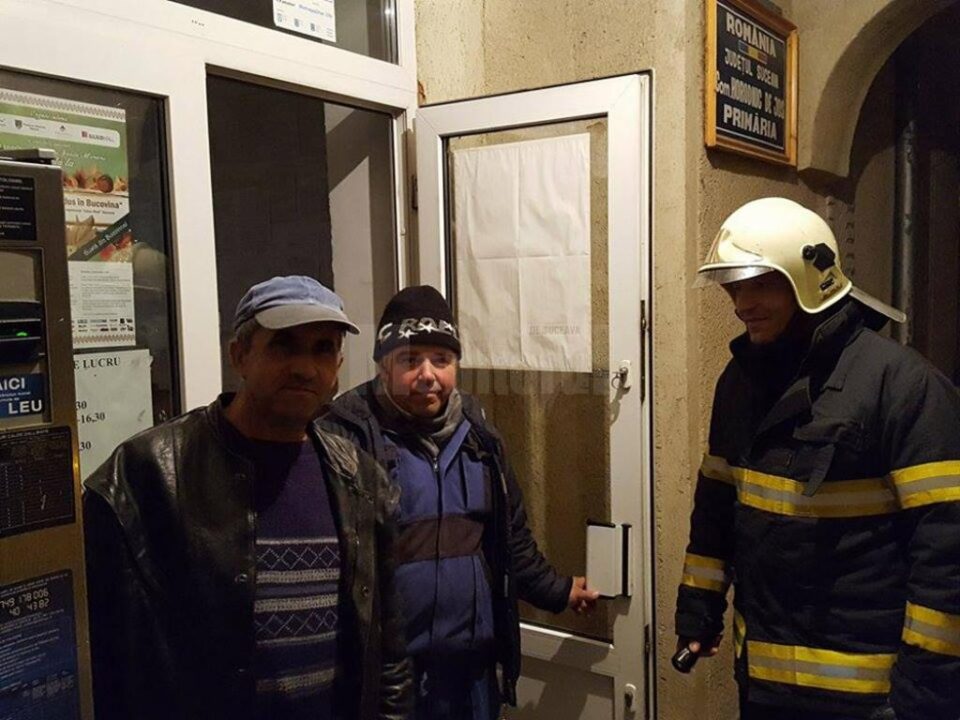 Din 27 de primării care au fost verificate, la 20 exista serviciu de permanență