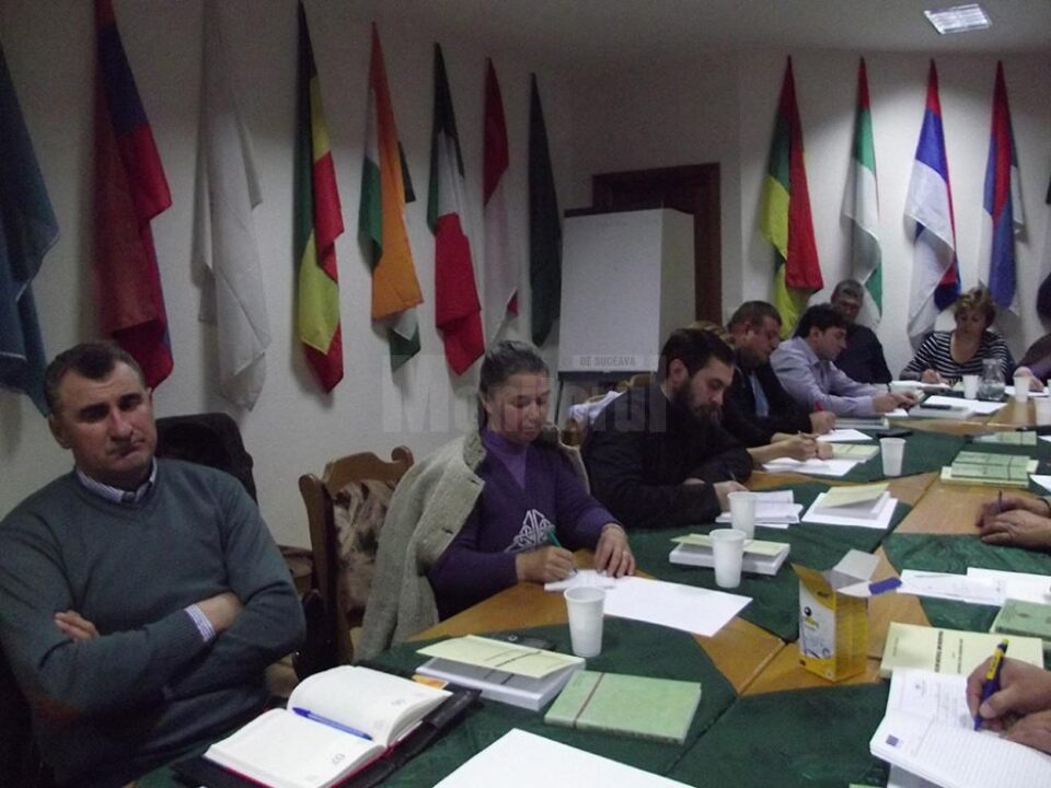 Instruire cu instructorii așezămintelor culturale