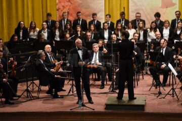 Maestrul Tudor Gheorghe a încântat audiența cu un nou spectacol Toamna Simfonic Aniversar