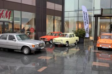 Daciile și Trabantul, față în față cu Mercedesul