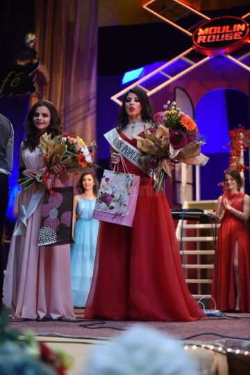 Farmecul Parisului și talentele de la Moulin Rouge, prezente la Balul Bobocilor de la CN „Ștefan cel Mare”. Foto: ArTiStul