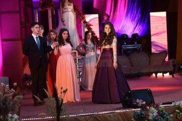 Farmecul Parisului și talentele de la Moulin Rouge, prezente la Balul Bobocilor de la CN „Ștefan cel Mare”. Foto: ArTiStul