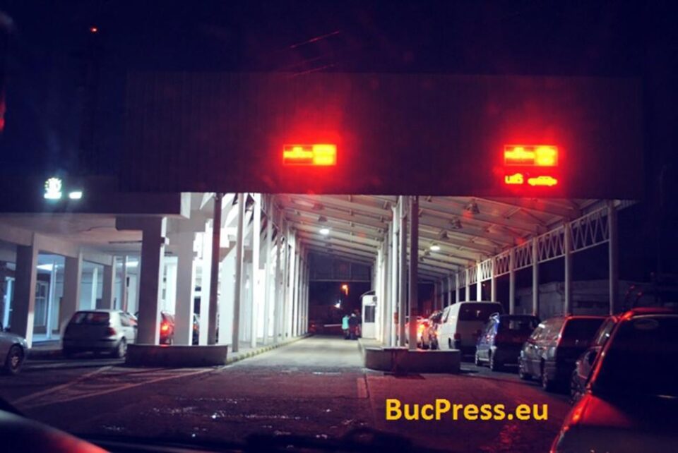 Cozile din Vama Siret sunt interminabile, iar timpii de așteptare pe măsură, de ordinul orelor