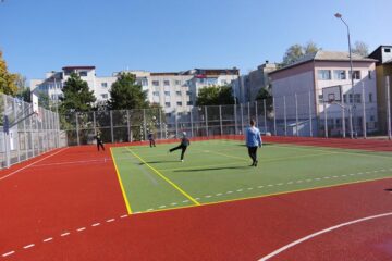 Cel mai modern teren de sport din Suceava, vandalizat la doar o lună de la inaugurare