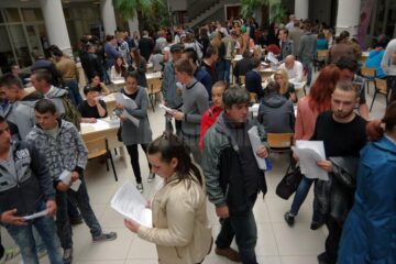 La Suceava, bursa va începe de la ora 10.00, la Universitatea „Ștefan cel Mare” Suceava, Corpul E