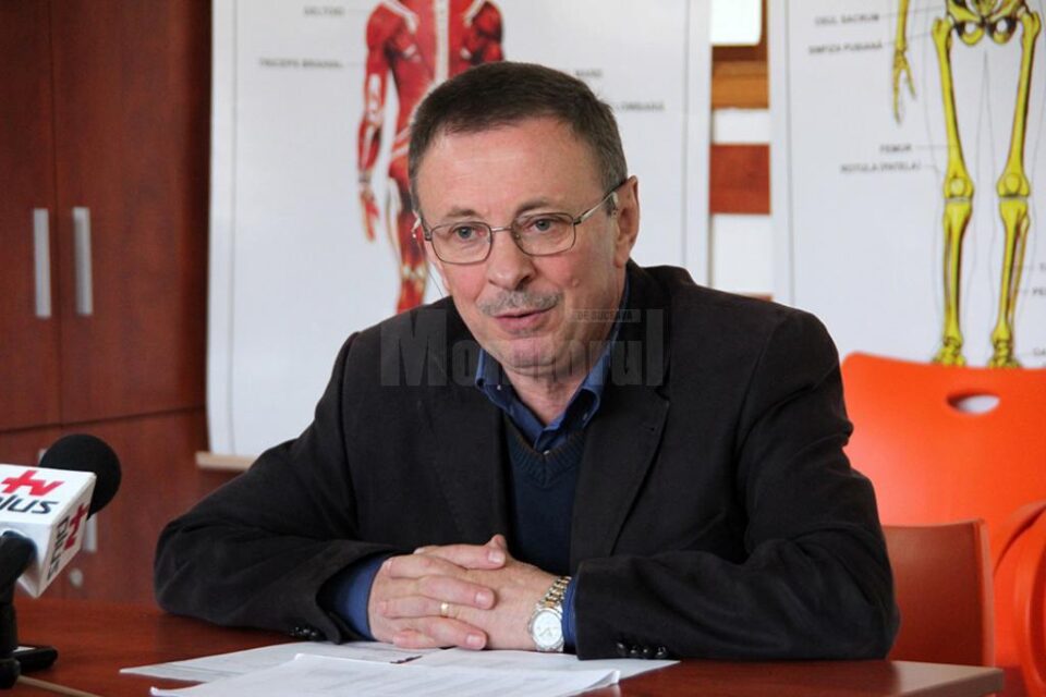 Directorul SAJ, dr. Alexandru Lăzăreanu: ”Este mai ușor de lucrat cu tableta și oamenii și-au dat seama de asta" Directorul SAJ, dr. Alexandru Lăzăreanu: ”Este mai ușor de lucrat cu tableta și oamenii și-au dat seama de asta"