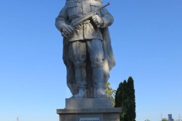 Ceremonie militară și religioasă la Monumentul Eroilor Români din Cimitirul „Pacea”