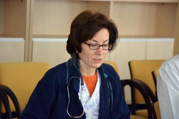 Dr. Adela Burac, medic infectionist