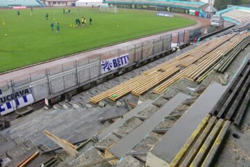 La stadionul Areni este fierbere mare
