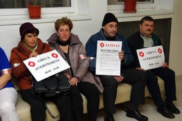 Circa 300 de angajați ai Spitalului de Urgență Suceava au participat, ieri, la greva de avertisment