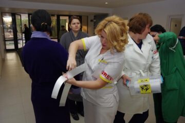 Circa 300 de angajați ai Spitalului de Urgență Suceava au participat, ieri, la greva de avertisment
