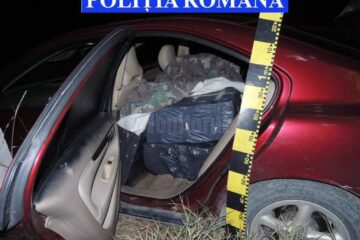 Mașina plină cu țigări de contrabandă