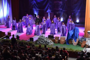Colegiul Național „Petru Rareș” și-a ales regele și regina la castelul Camelot