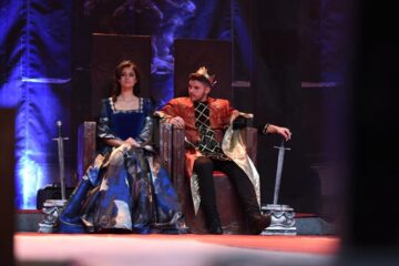 Colegiul Național „Petru Rareș” și-a ales regele și regina la castelul Camelot