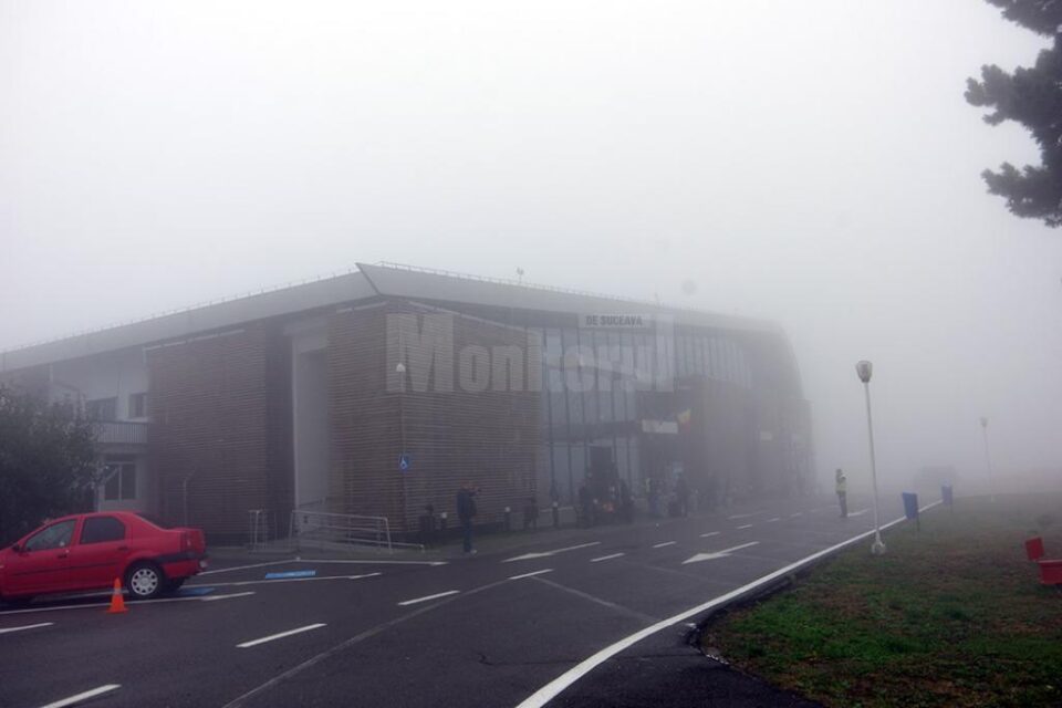 Ceața de pe aeroport a făcut imposibilă aterizarea avionului care a venit de la Milano