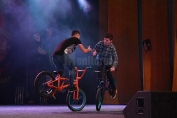 Spectacolul măștilor, pe scena Balului Bobocilor al Colegiului „Spiru Haret” Suceava