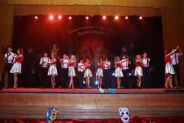 Spectacolul măștilor, pe scena Balului Bobocilor al Colegiului „Spiru Haret” Suceava
