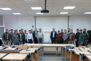 Compania a oferit șapte burse pentru studenții Facultății de Silvicultură, valoarea totală a acestora fiind de 56.000 lei