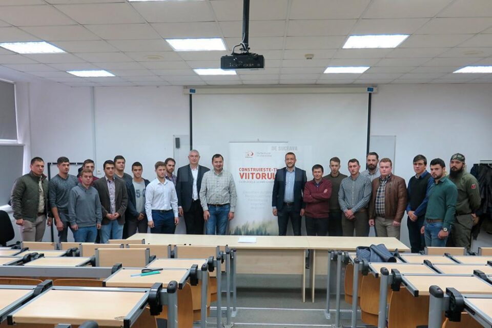 Compania a oferit șapte burse pentru studenții Facultății de Silvicultură, valoarea totală a acestora fiind de 56.000 lei