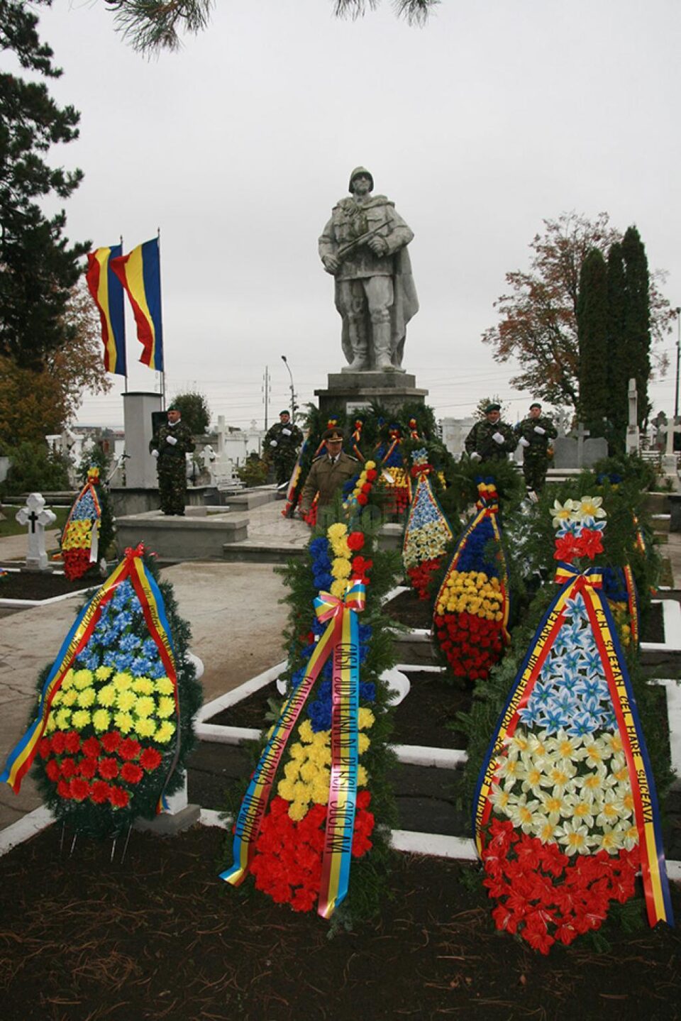 Ziua Armatei, marcată la Suceava printr-o ceremonie militară și religioasă la Monumentul Soldatului Necunoscut