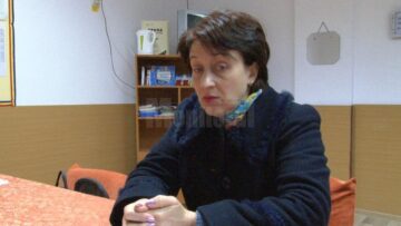 Silvia Tailup, directoarea liceului din Dolhasca