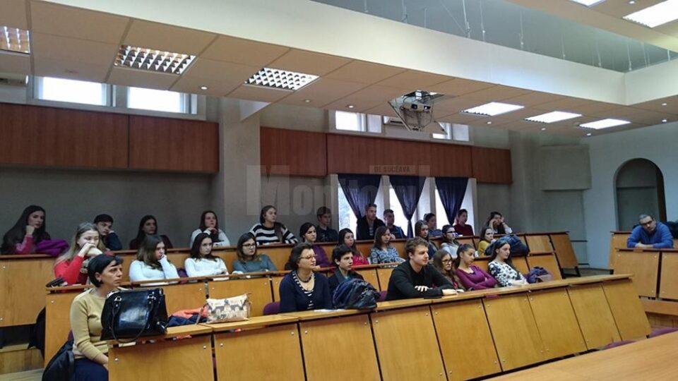 Pe parcursul a jumătate de zi, elevii s-au integrat în atmosfera universitară
