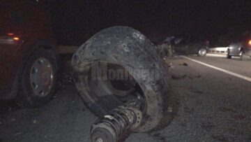 Un autoturism în care se aflau trei jandarmi s-a izbit într-o vacă pe DN 17