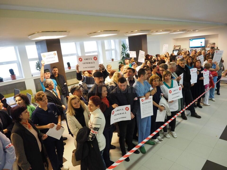 Grevă generală în spitalele din județ, astăzi