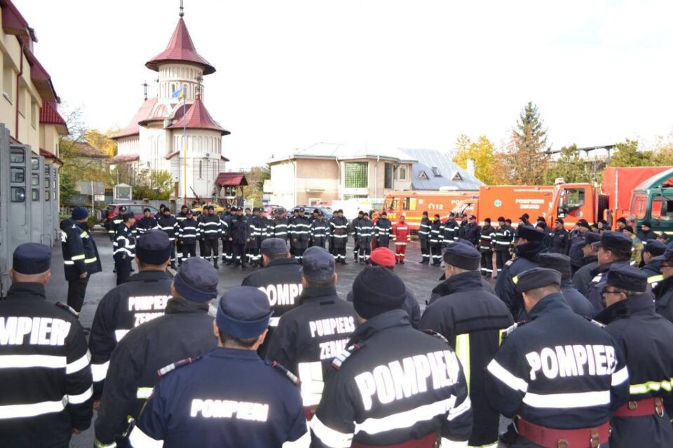 147 de pompieri suceveni participă la un exercițiu pentru verificarea capacității de reacție