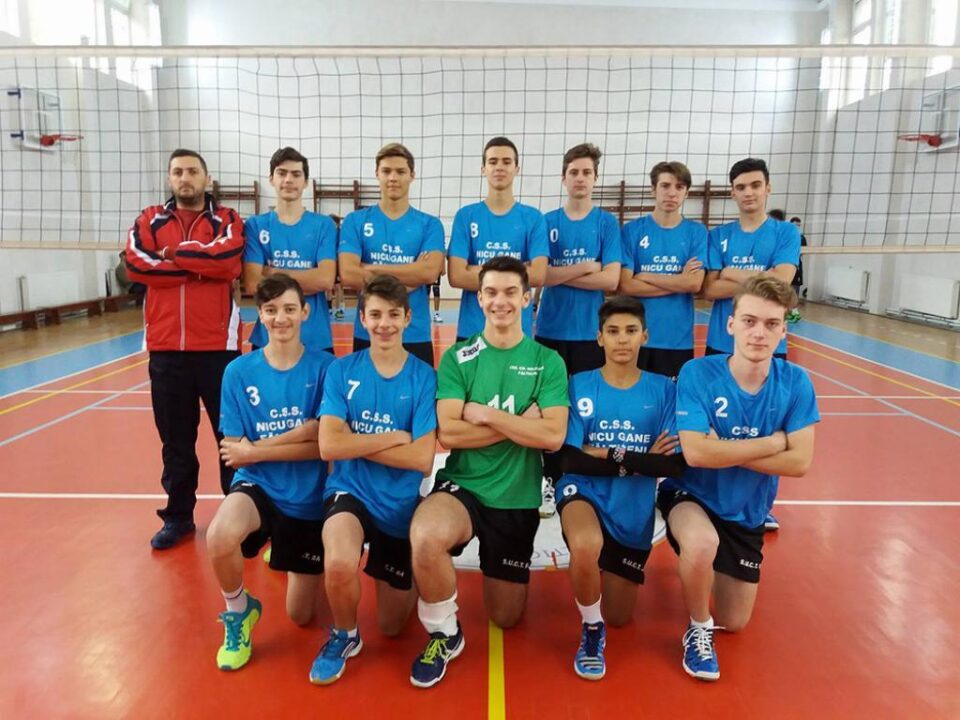 Echipa de volei cadeți CSȘ Nicu Gane Fălticeni. Foto: Marius Stan