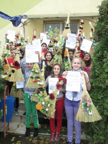 Concurs de ornat mături la Șcheia