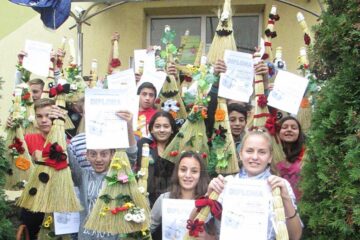 Concurs de ornat mături la Șcheia