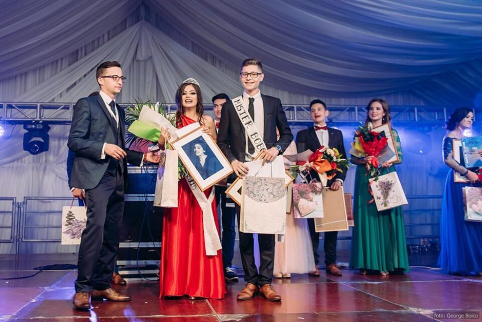 Ana Croitoru și Lucian Faraon - Miss și Mister Boboc la Colegiul „Alexandru cel Bun”