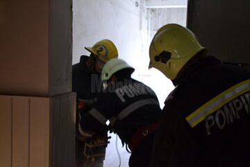 Incendiu în incinta fostei MES, provocat de doi tineri