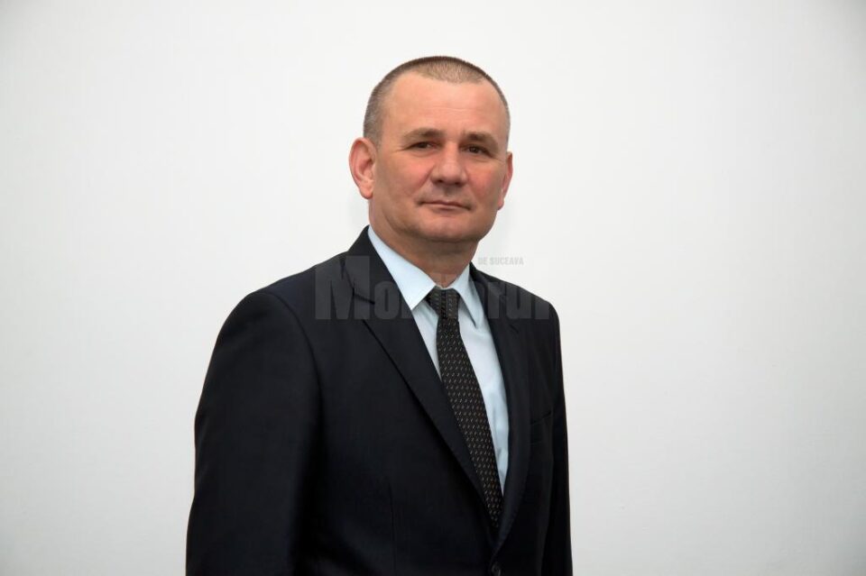 Primarul comunei Adâncata, Viorel Cucu