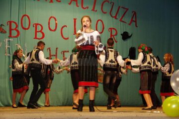 Segmentul de folclor al spectacolului a fost foarte bine reprezentat