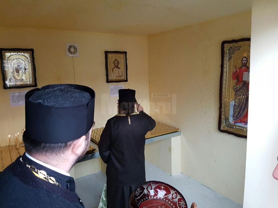 Biserica Sfinții „Mihail și Gavriil” din satul Poiana, comuna Zvoriștea, și-a sărbătorit hramul